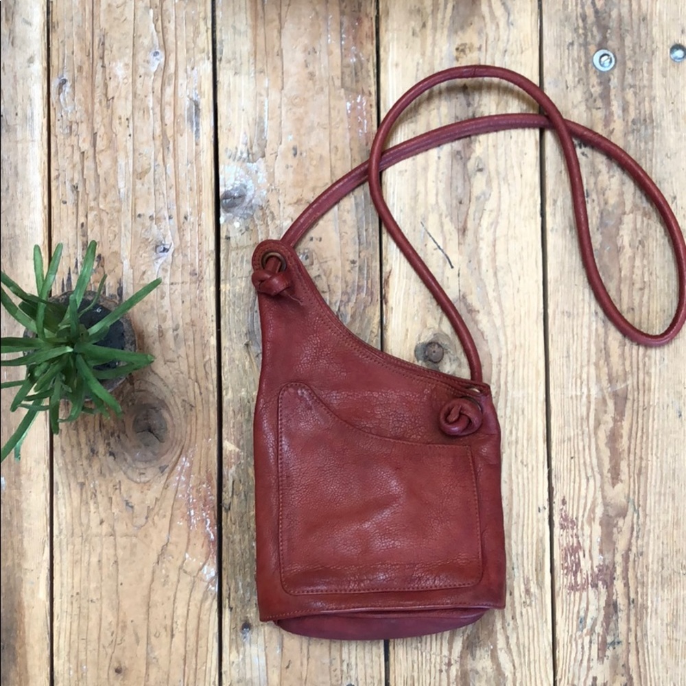“L” Shaped Bag in Red